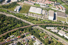 Streckenführung der Bahn- Kreuzung der Schienen- und Gleisanlagen der Deutschen Bahn in Karlsruhe im Ortsteil Beiertheim-Bulach im Bundesland Baden-Württemberg, Deutschland