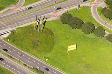 Luftbild von Straßenkreuzung B10 mit Ettlinger Allee in Karlsruhe im Ortsteil Weiherfeld-Dammerstock im Bundesland Baden-Württemberg, Deutschland