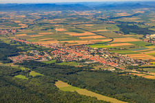 Luftbild von Stadtansicht von Südosten in Kandel im Bundesland Rheinland-Pfalz, Deutschland