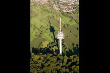Luftbild von Fernmeldeturm- Bauwerk und Fernsehturm im Ortsteil Grünwettersbach in Karlsruhe im Bundesland Baden-Württemberg, Deutschland