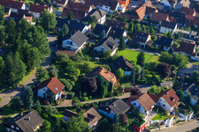 Kleinwäldle im Ortsteil Ellmendingen in Keltern im Bundesland Baden-Württemberg, Deutschland aus der Vogelperspektive