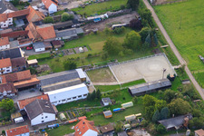Drohnenaufname von Brehmstr im Ortsteil Minderslachen in Kandel im Bundesland Rheinland-Pfalz, Deutschland
