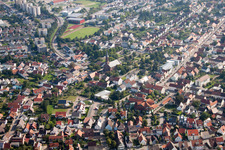 Ortsteil Linkenheim in Linkenheim-Hochstetten im Bundesland Baden-Württemberg, Deutschland aus der Vogelperspektive