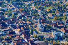 Marktplatz von Südosten in Kandel im Bundesland Rheinland-Pfalz, Deutschland