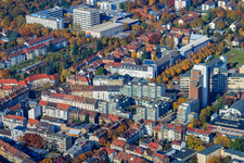 Karl-Wilhelm-Platz und Haid-und-Neu-Straße im Ortsteil Oststadt in Karlsruhe im Bundesland Baden-Württemberg, Deutschland
