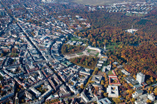 Schloßpark und Schloß Karlsruher Schloss und Zirkel in Karlsruhe im Ortsteil Innenstadt-Ost im Bundesland Baden-Württemberg, Deutschland