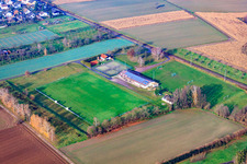 Luftaufnahme von Sportplatz der SpVgg. Oberhausen-Barbelroth im Bundesland Rheinland-Pfalz, Deutschland