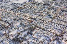 Justgebäude im Winter bei Schnee in Kandel im Bundesland Rheinland-Pfalz, Deutschland