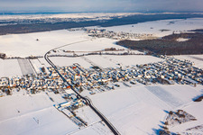Luftbild von Erlenbach bei Kandel von Südwesten im Winter bei Schnee im Bundesland Rheinland-Pfalz, Deutschland