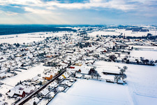Luftbild von Im Winter bei Schnee in Minfeld im Bundesland Rheinland-Pfalz, Deutschland