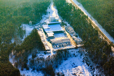 Kalksandsteinwerke Schencking GmbH & Co. KG, Werk Bienwald bei Schnee im Winter in Berg im Bundesland Rheinland-Pfalz, Deutschland