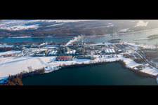 Lauterbourg (Elsass) Chem. Industrie am Rhein im Bundesland Bas-Rhin, Frankreich