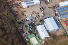 Gewerbegebiet Am Gäxwald mit Feinwerk Präzisions- und Messtechnik GmbH & Co. KG, Outfit Autoaufbereitung und KFZ Meisterbetrieb Patrik Fichtenkamm in Herxheim bei Landau im Bundesland Rheinland-Pfalz, Deutschland