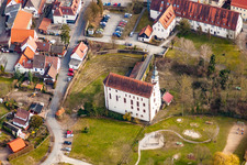 Luftbild von Kirchengebäude der Kapelle Tempelhaus Neckarelz im Ortsteil Neckarelz in Mosbach im Bundesland Baden-Württemberg, Deutschland