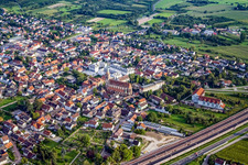 Sinzheim von Nordwesten im Bundesland Baden-Württemberg, Deutschland