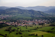 Luftbild von Steinbach von Nordwesten in Baden-Baden im Bundesland Baden-Württemberg, Deutschland