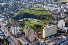 Parkanlage mit Parksee in Leonberg im Ortsteil Eltingen im Bundesland Baden-Württemberg, Deutschland