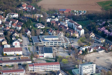 Drohnenaufname von Johannes-Kepler-Gymnasium, Lindenstr in Leonberg im Bundesland Baden-Württemberg, Deutschland