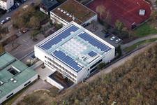 August-Lämmle-Schule, Gerlinger Straße im Ortsteil Ramtel in Leonberg im Bundesland Baden-Württemberg, Deutschland aus der Vogelperspektive