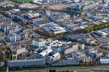 Gewerbegebiet und Firmenansiedlung mit Holiday Inn Stuttgart und VPV Versicherungen in Stuttgart im Ortsteil Weilimdorf im Bundesland Baden-Württemberg, Deutschland