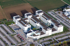Verwaltungsgebäude des Unternehmens der Siemens AG in Weilimdorf in Stuttgart im Bundesland Baden-Württemberg, Deutschland