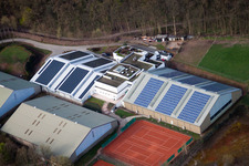 Württemb. Tennisbund, Emerholzweg im Ortsteil Stammheim in Stuttgart im Bundesland Baden-Württemberg, Deutschland von oben gesehen