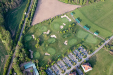 Drohnenaufname von Soufflenheim , Golfclub Soufflenheim Baden-Baden im Bundesland Bas-Rhin, Frankreich