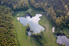 Luftaufnahme von Soufflenheim , Golfclub Soufflenheim Baden-Baden im Bundesland Bas-Rhin, Frankreich