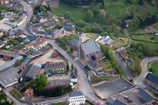 Schrägluftbild von Lesquielles-Saint-Germain im Bundesland Aisne, Frankreich