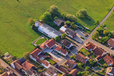 Luftaufnahme von Dorfbrunnenstr im Ortsteil Büchelberg in Wörth am Rhein im Bundesland Rheinland-Pfalz, Deutschland