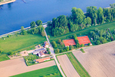 Luftbild von Tennisplätze am Rheinufer des TennisClub Rheinsheim und  Klubhäuser des WSC Rheintreue, Rheinsheim und KVB Rheinsheim in Philippsburg im Bundesland Baden-Württemberg, Deutschland