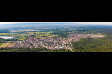 Luftbild von Panorama der Stadt von Norden in Jockgrim im Bundesland Rheinland-Pfalz, Deutschland