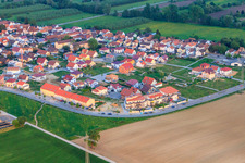 Luftaufnahme von Am Höhenweg in Kandel im Bundesland Rheinland-Pfalz, Deutschland