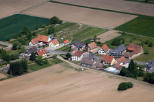 Schleithal im Bundesland Bas-Rhin, Frankreich aus der Luft betrachtet