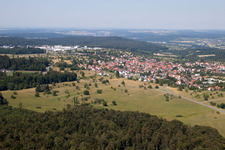 Drohnenaufname von Ortsteil Ittersbach in Karlsbad im Bundesland Baden-Württemberg, Deutschland