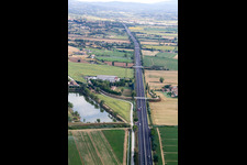 Luftaufnahme von Abbadia di Montepulciano im Bundesland Umbria, Italien
