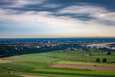 Schrägluftbild von Persingen im Bundesland Gelderland, Niederlande