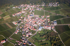 Ortsteil Gleiszellen in Gleiszellen-Gleishorbach im Bundesland Rheinland-Pfalz, Deutschland von der Drohne aus gesehen