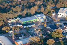 Luftaufnahme von Gewerbegebiet Mittelwegring in Jockgrim im Bundesland Rheinland-Pfalz, Deutschland