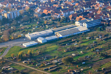 Schrägluftbild von DBK Erweiterung in den Unterkandler Gärten in Kandel im Bundesland Rheinland-Pfalz, Deutschland