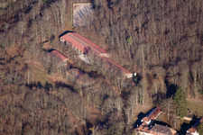 Schrägluftbild von Weiler, Chateau Langenberg im Bundesland Bas-Rhin, Frankreich