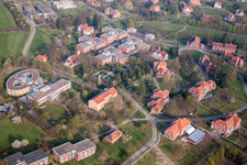 Klinikgelände des Psychiatrischen Zentrum Nordbaden in Wiesloch im Ortsteil Altwiesloch im Bundesland Baden-Württemberg, Deutschland vom Flugzeug aus