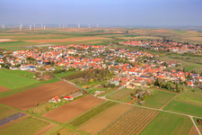Ortsansicht von Südosten in Ober-Flörsheim im Bundesland Rheinland-Pfalz, Deutschland