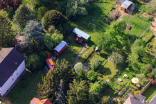 Drohnenbild von Saarstraße Villa Kunterbunt in Kandel im Bundesland Rheinland-Pfalz, Deutschland