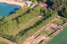 Luftbild von Gelände des Bogensportverein Schnoogejächer Rülzheim und des Verein der Hundefreunde Rülzheim e.V im Bundesland Rheinland-Pfalz, Deutschland