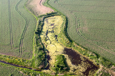Schrägluftbild von Saint Nicholas at Wade im Bundesland England, Großbritanien