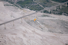 Vajont im Bundesland Pordenone, Italien aus der Drohnenperspektive