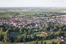 Luftbild von Ortsteil Billigheim in Billigheim-Ingenheim im Bundesland Rheinland-Pfalz, Deutschland