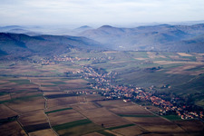 Steinseltz(Elsaß) im Bundesland Bas-Rhin, Frankreich von oben
