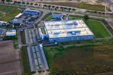 Neubau DBK David + Baader GmbH in Rülzheim im Bundesland Rheinland-Pfalz, Deutschland aus der Drohnenperspektive